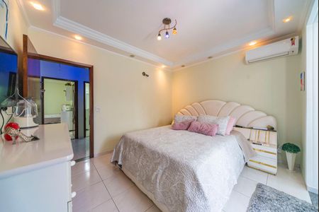 Casa à venda com 204m², 4 quartos e 2 vagasQuarto 4