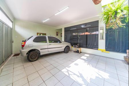 Casa à venda com 204m², 4 quartos e 2 vagasGaragem