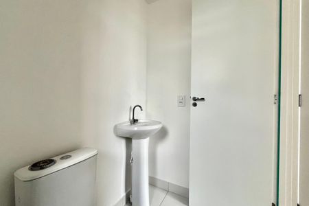Apartamento para alugar com 30m², 1 quarto e sem vagaBanheiro da Suíte