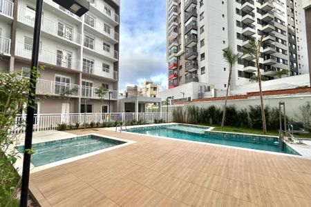Apartamento para alugar com 30m², 1 quarto e sem vagaÁrea comum - Piscina