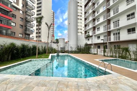 Apartamento para alugar com 30m², 1 quarto e sem vagaÁrea comum - Piscina
