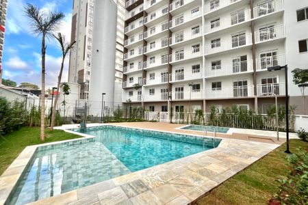 Apartamento para alugar com 30m², 1 quarto e sem vagaÁrea comum - Piscina