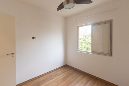 Apartamento à venda com 65m², 2 quartos e 1 vagaQuarto 2