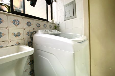 Apartamento à venda com 85m², 3 quartos e 1 vaga Apartamento à venda com 85m², 3 quartos e 1 vagaÁrea de Serviço