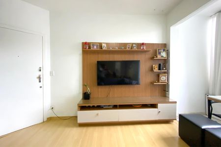 Apartamento à venda com 85m², 3 quartos e 1 vaga Apartamento à venda com 85m², 3 quartos e 1 vagaSala