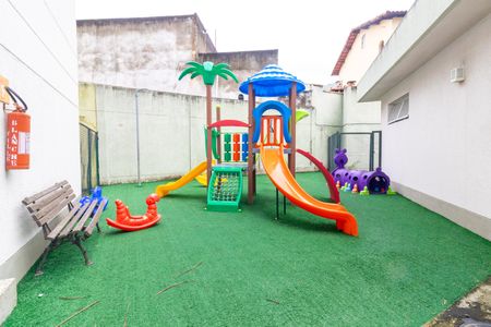 Apartamento para alugar com 60m², 2 quartos e 1 vagaÁrea comum - Playground