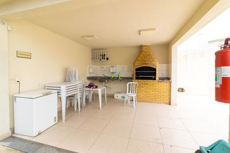 Apartamento para alugar com 60m², 2 quartos e 1 vagaÁrea comum - Churrasqueira