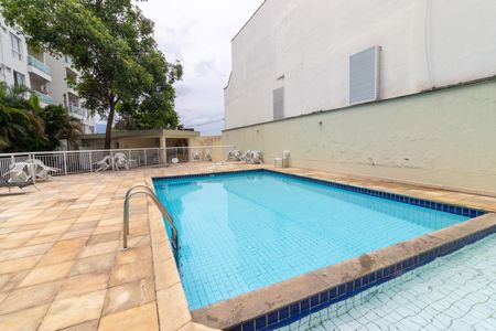 Apartamento para alugar com 60m², 2 quartos e 1 vagaÁrea comum - Piscina