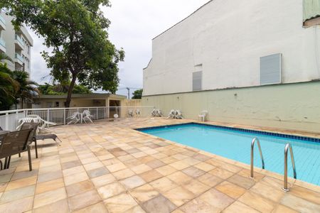 Apartamento para alugar com 60m², 2 quartos e 1 vagaÁrea comum - Piscina