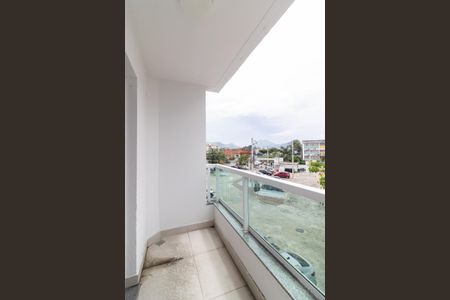 Apartamento para alugar com 60m², 2 quartos e 1 vagaVaranda
