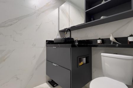 Apartamento à venda com 58m², 2 quartos e 1 vaga Apartamento à venda com 58m², 2 quartos e 1 vagaBanheiro da Suíte