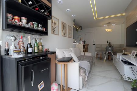 Apartamento à venda com 58m², 2 quartos e 1 vaga Apartamento à venda com 58m², 2 quartos e 1 vagaSala