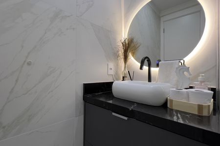 Apartamento à venda com 58m², 2 quartos e 1 vaga Apartamento à venda com 58m², 2 quartos e 1 vagaBanheiro