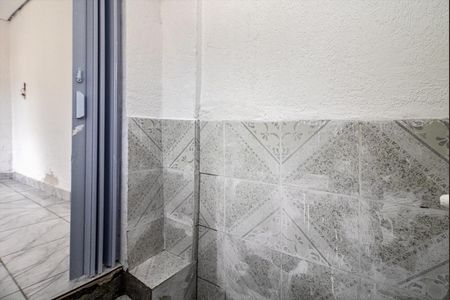 banheiro_3 de casa para alugar com 1 quarto, 49m² em Jardim Vergueiro (sacoma), São Paulo