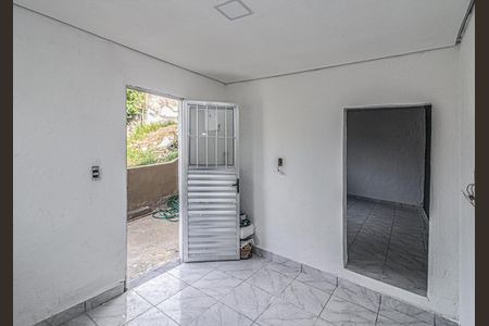 sala e cozinha_4 de casa para alugar com 1 quarto, 49m² em Jardim Vergueiro (sacoma), São Paulo