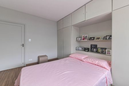 Casa à venda com 220m², 3 quartos e 2 vagas Casa à venda com 220m², 3 quartos e 2 vagasQuarto 1