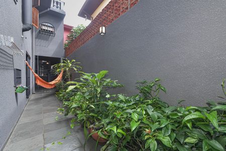 Casa à venda com 220m², 3 quartos e 2 vagasCorredor