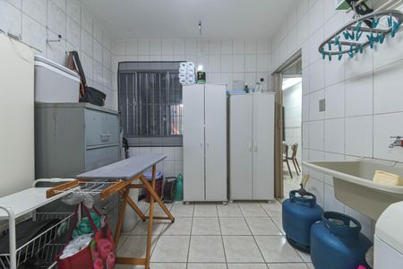 Casa à venda com 220m², 3 quartos e 2 vagasLavanderia