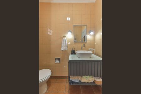 Casa à venda com 220m², 3 quartos e 2 vagasBanheiro Social