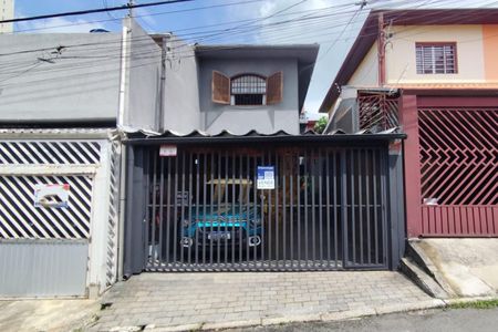 Casa à venda com 220m², 3 quartos e 2 vagasFachada