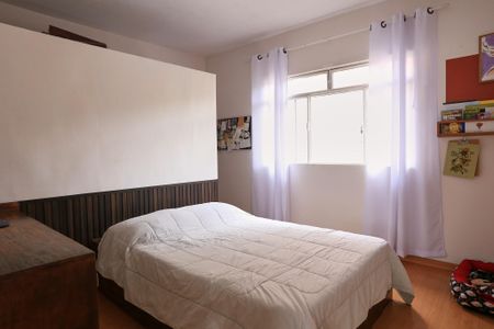 Casa à venda com 400m², 3 quartos e 1 vagaQuarto 1