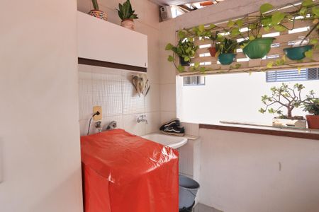 Casa à venda com 400m², 3 quartos e 1 vagaÁrea de Serviço