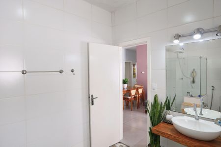 Casa à venda com 400m², 3 quartos e 1 vagaBanheiro