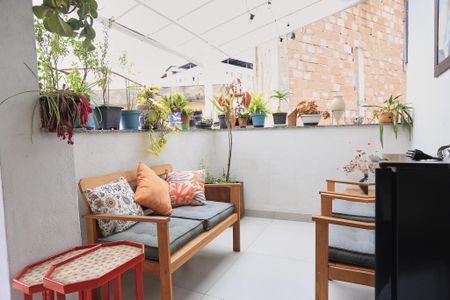 Casa à venda com 400m², 3 quartos e 1 vagaVaranda