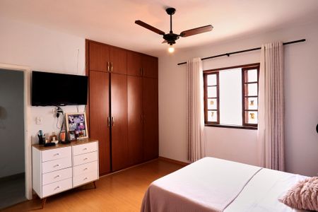 Casa à venda com 400m², 3 quartos e 1 vagaSuíte