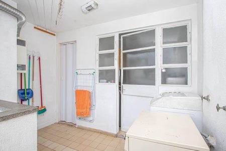 Área de Serviço de apartamento para alugar com 2 quartos, 70m² em Higienópolis, Porto Alegre