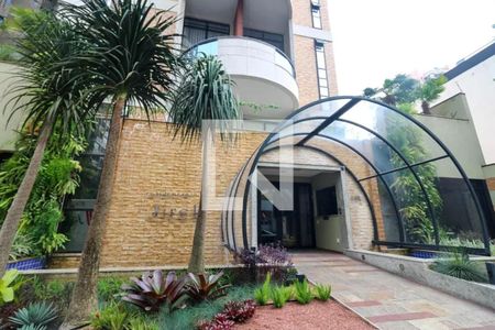 Apartamento à venda com 169m², 2 quartos e 3 vagas Apartamento à venda com 169m², 2 quartos e 3 vagasFachada