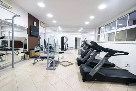 Apartamento à venda com 169m², 2 quartos e 3 vagas Apartamento à venda com 169m², 2 quartos e 3 vagasÁrea comum - Academia