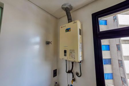 Apartamento à venda com 169m², 2 quartos e 3 vagas Apartamento à venda com 169m², 2 quartos e 3 vagasAquecedor