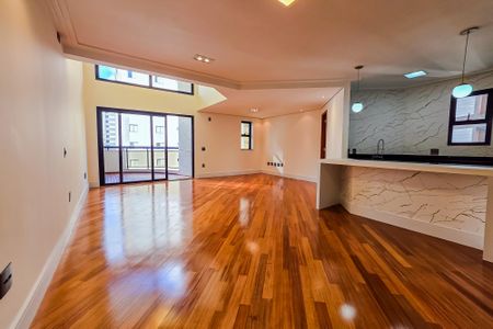 Apartamento à venda com 169m², 2 quartos e 3 vagas Apartamento à venda com 169m², 2 quartos e 3 vagasSala