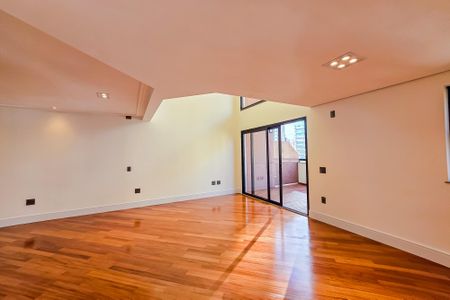 Apartamento à venda com 169m², 2 quartos e 3 vagas Apartamento à venda com 169m², 2 quartos e 3 vagasSala