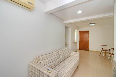 Sala de apartamento para alugar com 1 quarto, 45m² em Floresta, Porto Alegre
