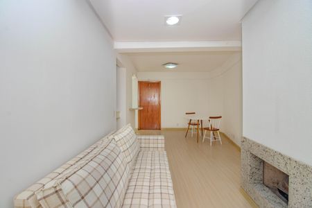 Sala de apartamento para alugar com 1 quarto, 45m² em Floresta, Porto Alegre