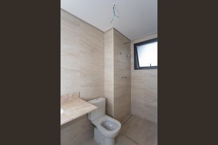 Apartamento à venda com 175m², 3 quartos e 2 vagasBanheiro do quarto 2 Suíte