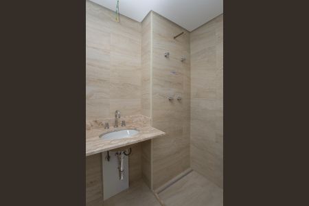 Apartamento à venda com 175m², 3 quartos e 2 vagasBanheiro do quarto 1 Suíte