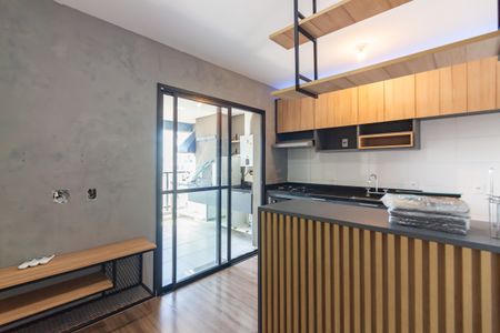 Sala  de apartamento à venda com 2 quartos, 50m² em Centro, Osasco
