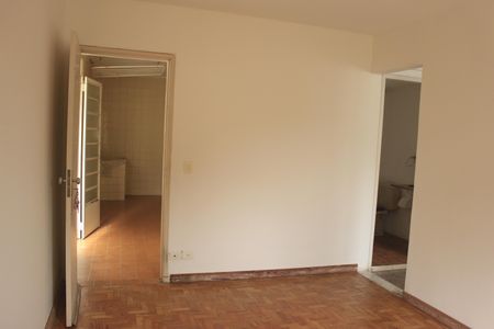 Casa para alugar com 270m², 3 quartos e 4 vagasEdícula - Quarto