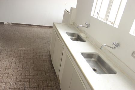 Casa para alugar com 270m², 3 quartos e 4 vagasEdícula - Cozinha