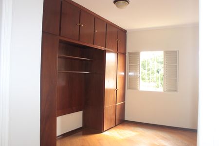 Casa para alugar com 270m², 3 quartos e 4 vagasSuíte