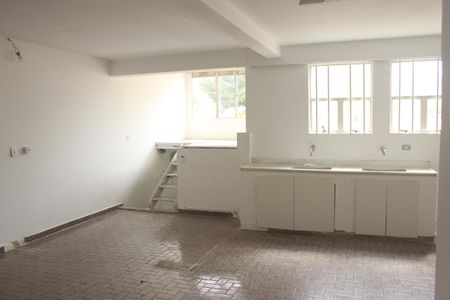 Casa para alugar com 270m², 3 quartos e 4 vagasEdícula - Cozinha