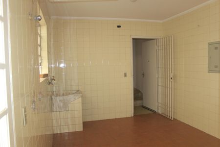 Casa para alugar com 270m², 3 quartos e 4 vagasLavanderia