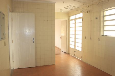 Casa para alugar com 270m², 3 quartos e 4 vagasLavanderia