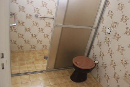 Casa para alugar com 270m², 3 quartos e 4 vagasBanheiro da Suíte