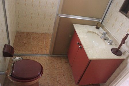 Casa para alugar com 270m², 3 quartos e 4 vagasBanheiro social