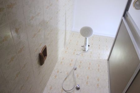 Casa para alugar com 270m², 3 quartos e 4 vagasBanheiro social