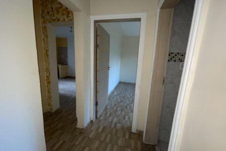 Corredor de apartamento para alugar com 1 quarto, 55m² em Engenho do Porto, Duque de Caxias
